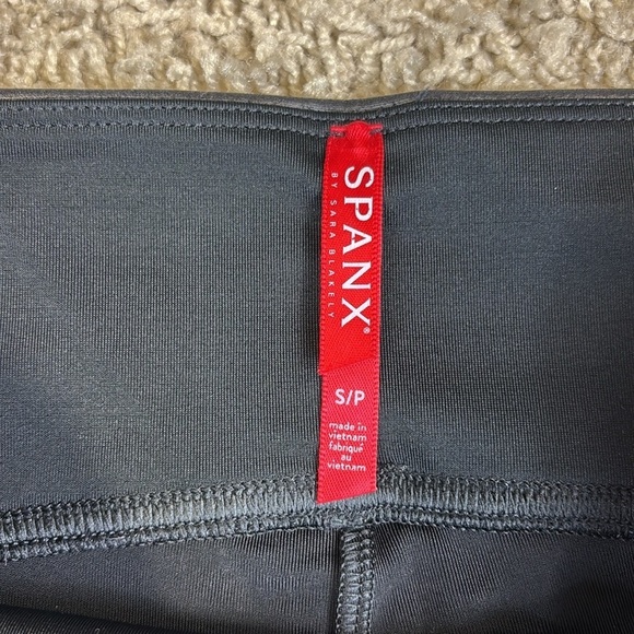 Spanx faux leather leggings sz sm - Picture 5 of 8